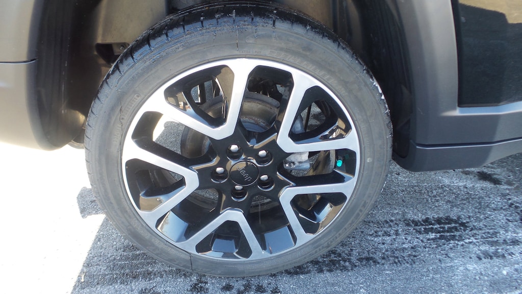 Used 2018 Jeep Compass Limited SUV