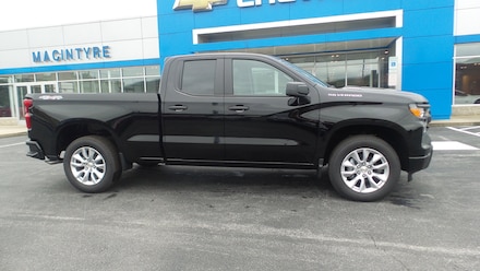 2025 Chevrolet Silverado 1500 Custom Truck