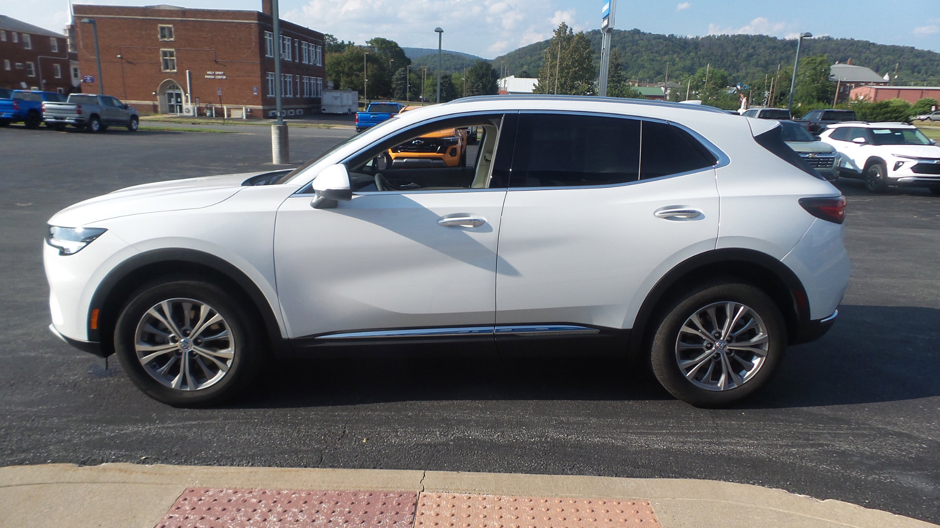 2023 Buick Envision Preferred photo 4