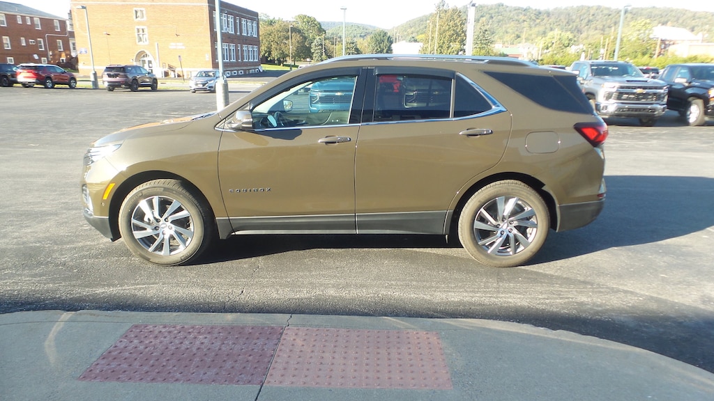 Used 2023 Chevrolet Equinox Premier SUV