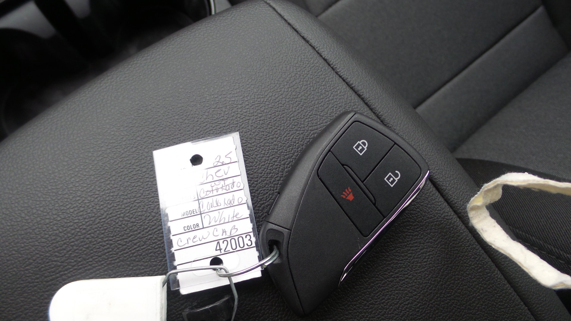 2025 Chevrolet Colorado Work Truck - Photo 12