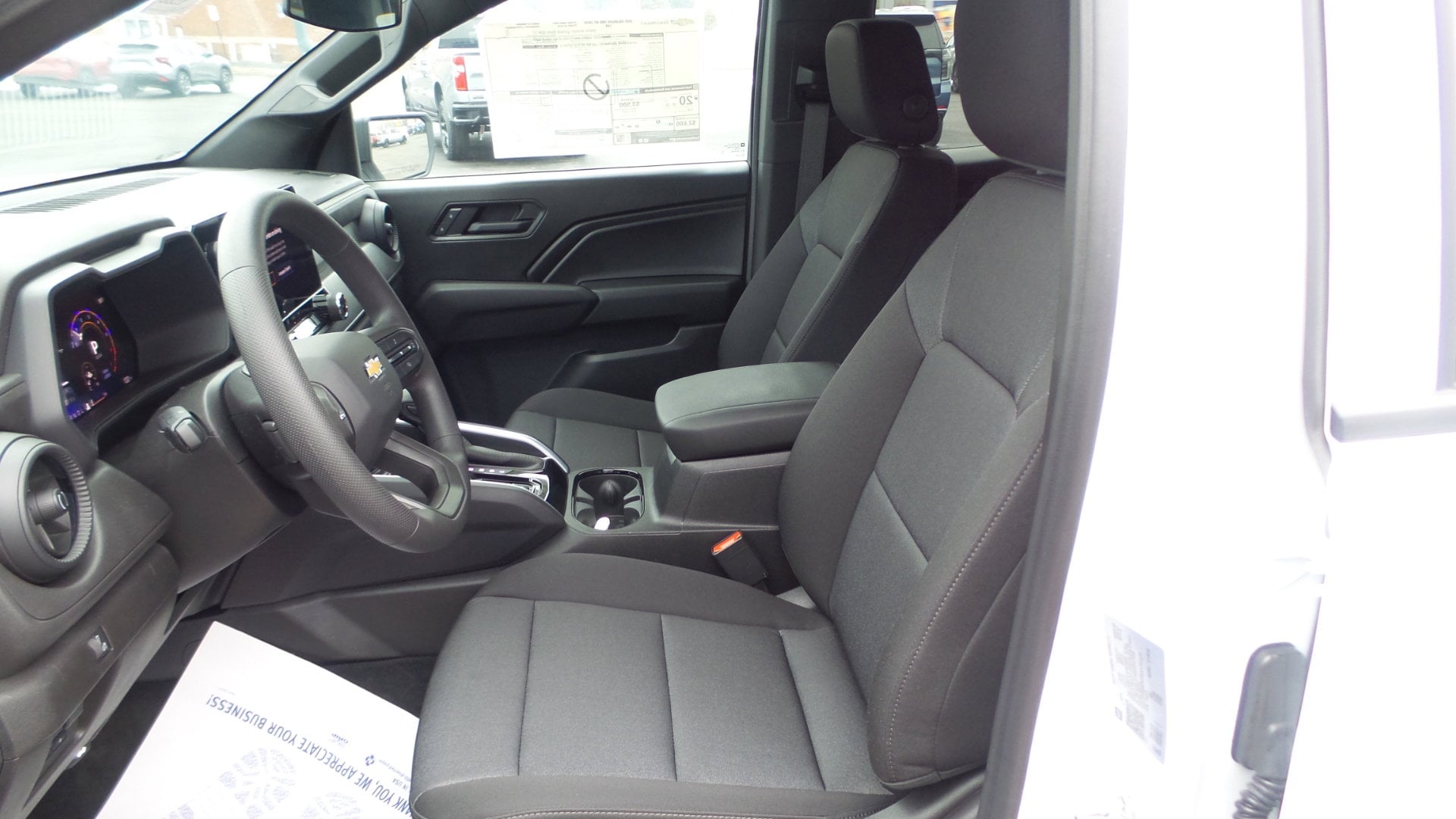 2025 Chevrolet Colorado Work Truck - Photo 6