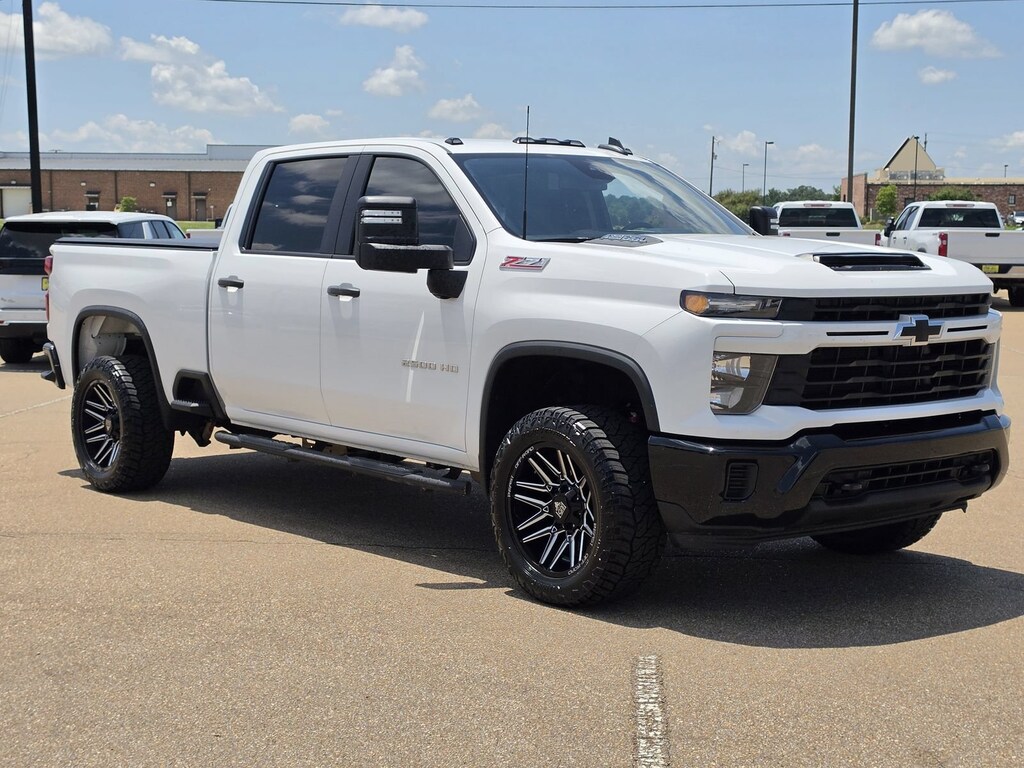Used 2024 Chevrolet Silverado 2500 HD Custom Crew Cab