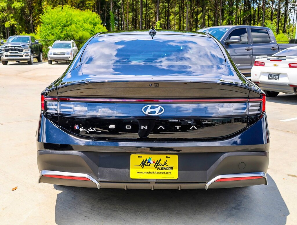 Used 2025 Hyundai Sonata SE Sedan