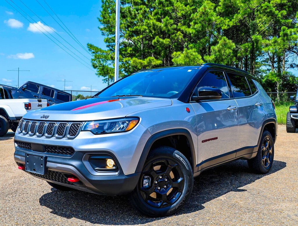 Used 2023 Jeep Compass Trailhawk Sport Utility