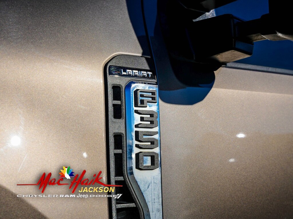 Used 2023 Ford F-350SD Lariat Crew Cab/Chassis