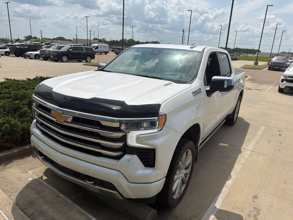 Used 2025 Chevrolet Silverado 1500 High Country Crew Cab