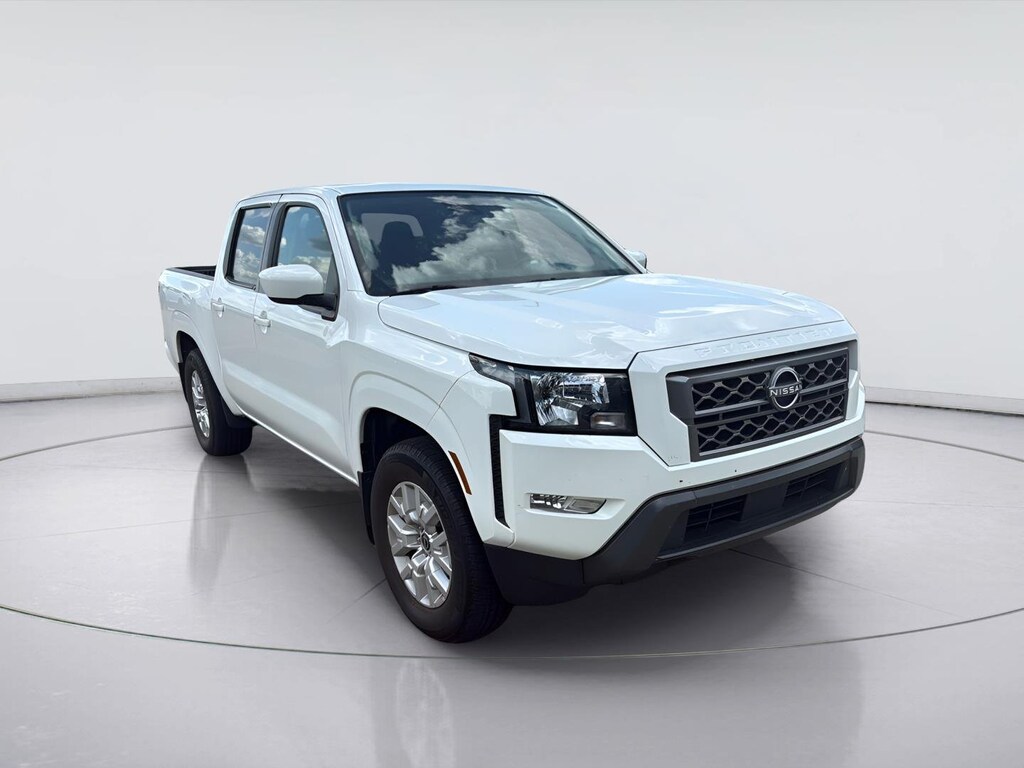 Used 2024 Nissan Frontier SV Crew Cab