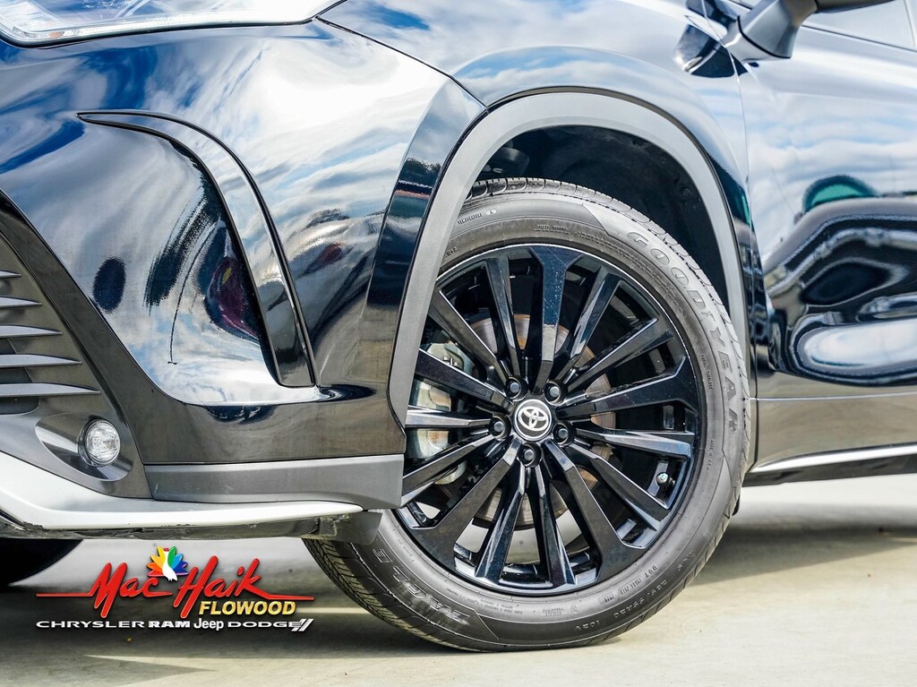 Used 2024 Toyota Highlander XSE Sport Utility