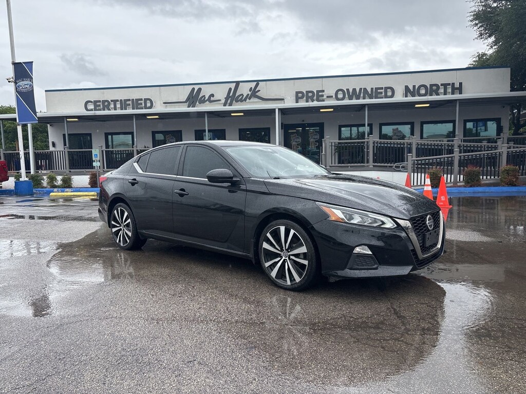 Used 2022 Nissan Altima 2.5 SR Sedan