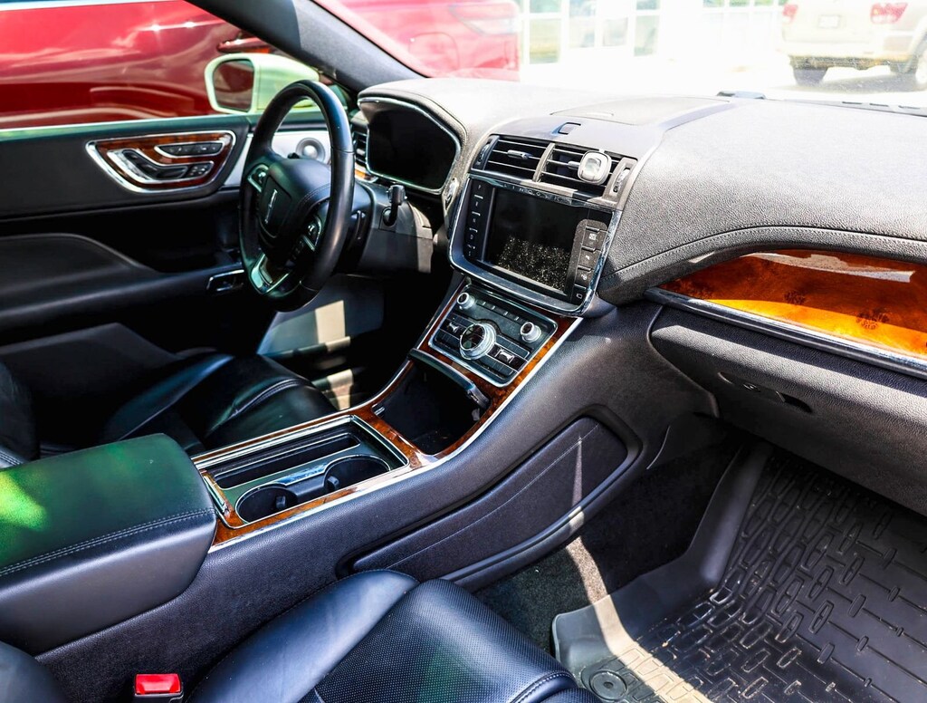 Used 2017 Lincoln Continental Reserve Sedan