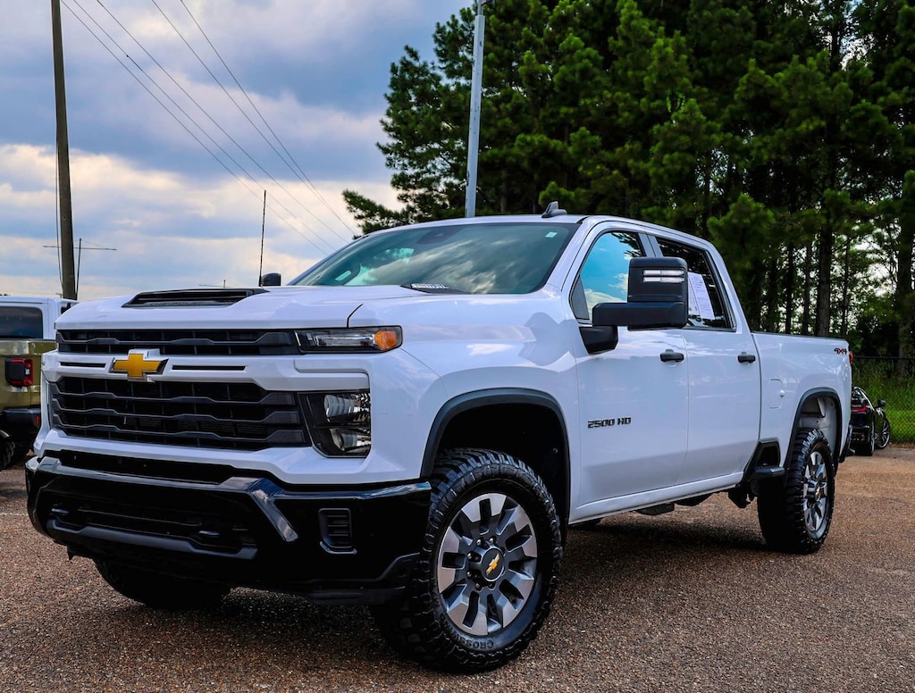 Used 2024 Chevrolet Silverado 2500HD Custom Crew Cab