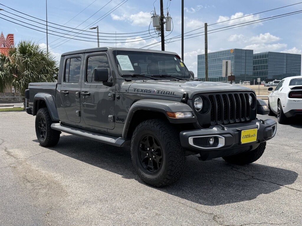 Used 2021 Jeep Gladiator Crew Cab