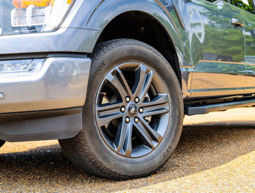 Used 2023 Ford F-150 Lariat SuperCrew