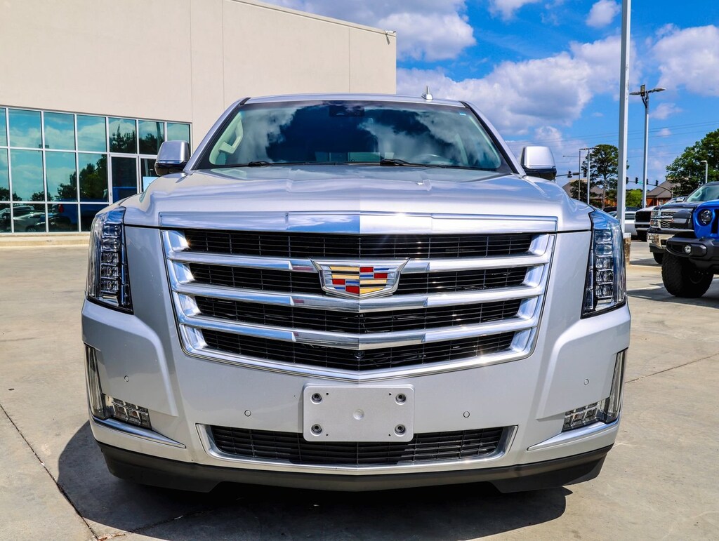 Used 2020 Cadillac Escalade Luxury Sport Utility