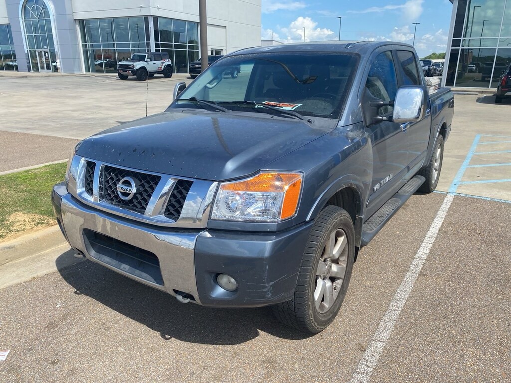 Used 2012 Nissan Titan SL Crew Pickup