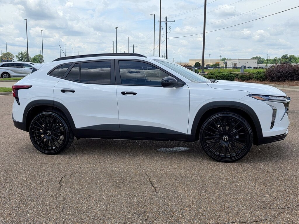 Used 2025 Chevrolet Trax 2RS SUV