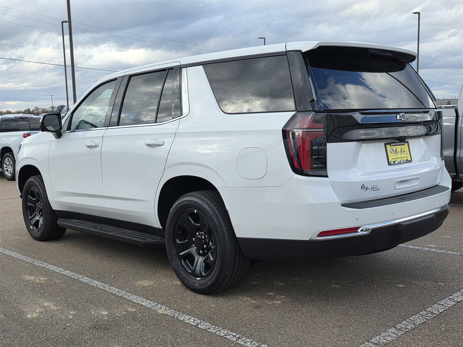 2026 Chevrolet Tahoe Fleet - Photo 8