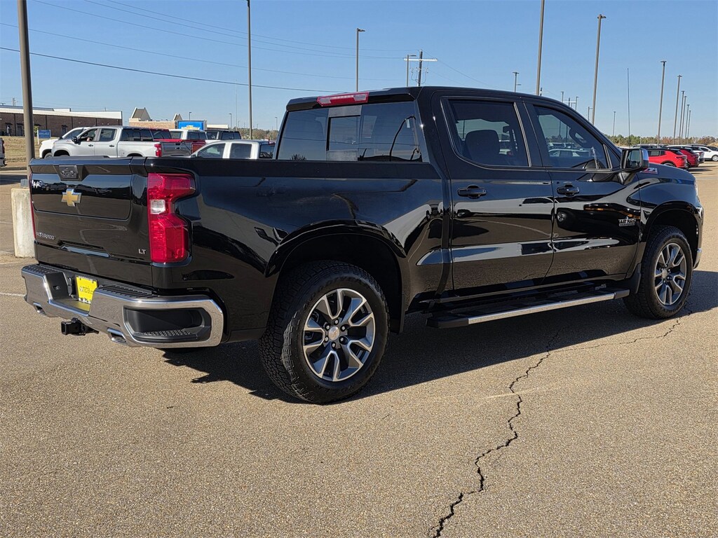 New 2026 Chevrolet Silverado 1500 LT Crew Cab