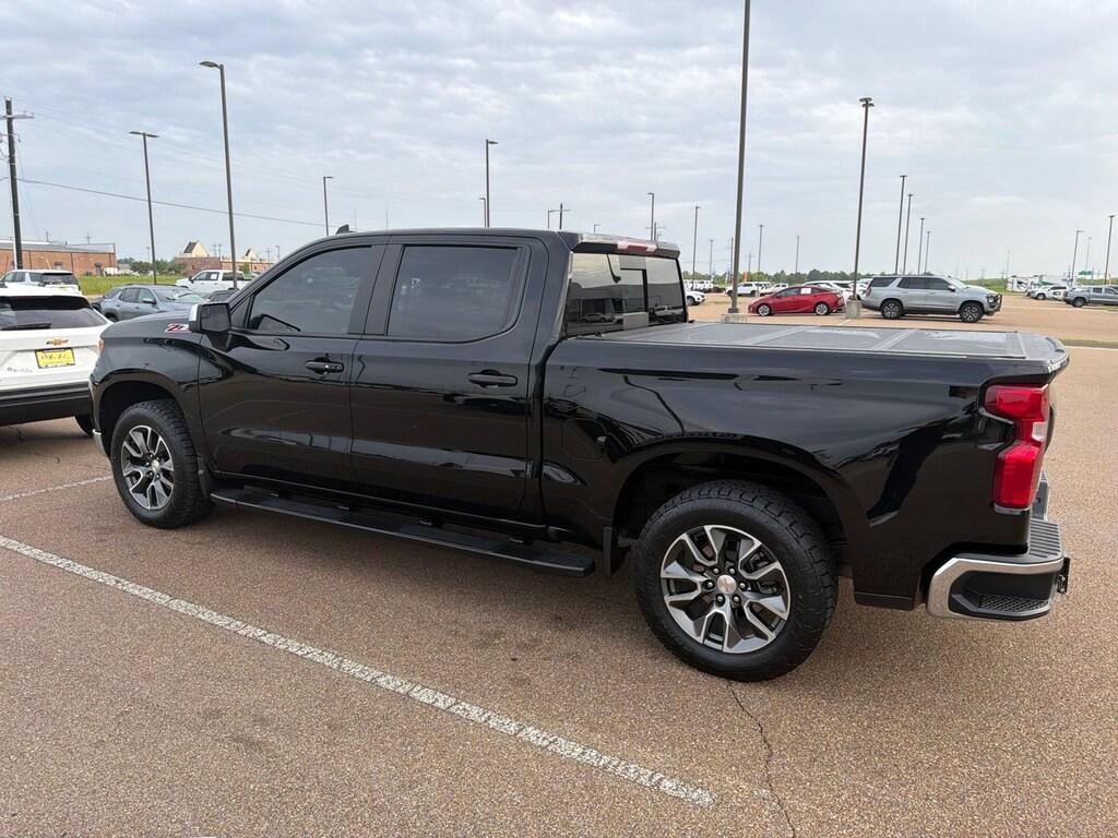 Used 2025 Chevrolet Silverado 1500 LT Crew Cab
