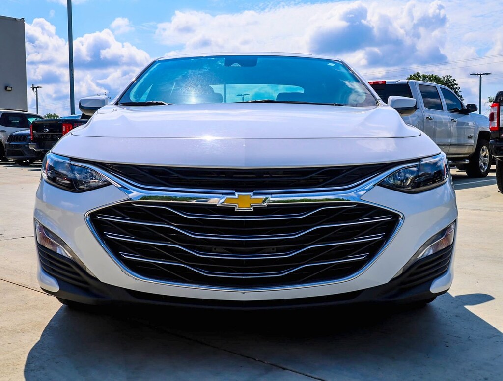 Used 2024 Chevrolet Malibu LT Sedan