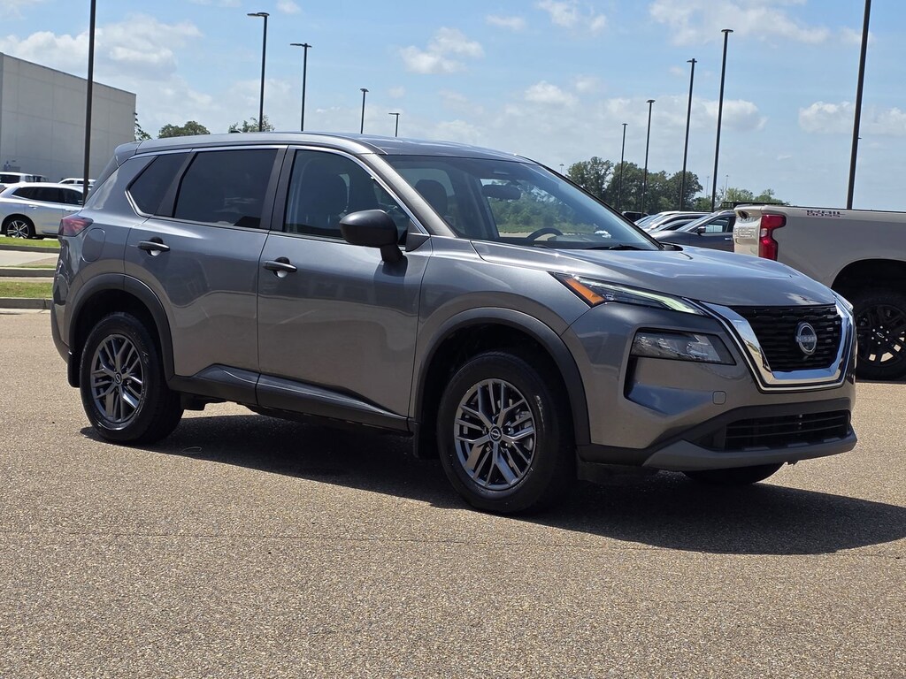 Used 2023 Nissan Rogue S Intelligent AWD Sport Utility