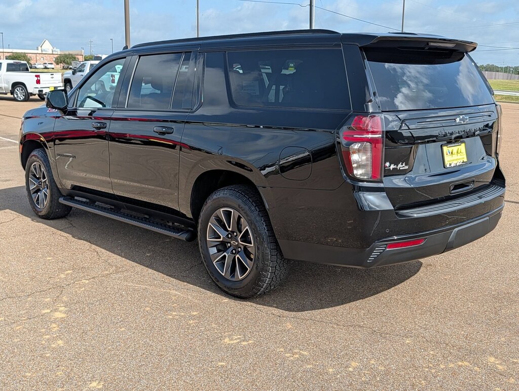 Used 2023 Chevrolet Suburban Z71 SUV