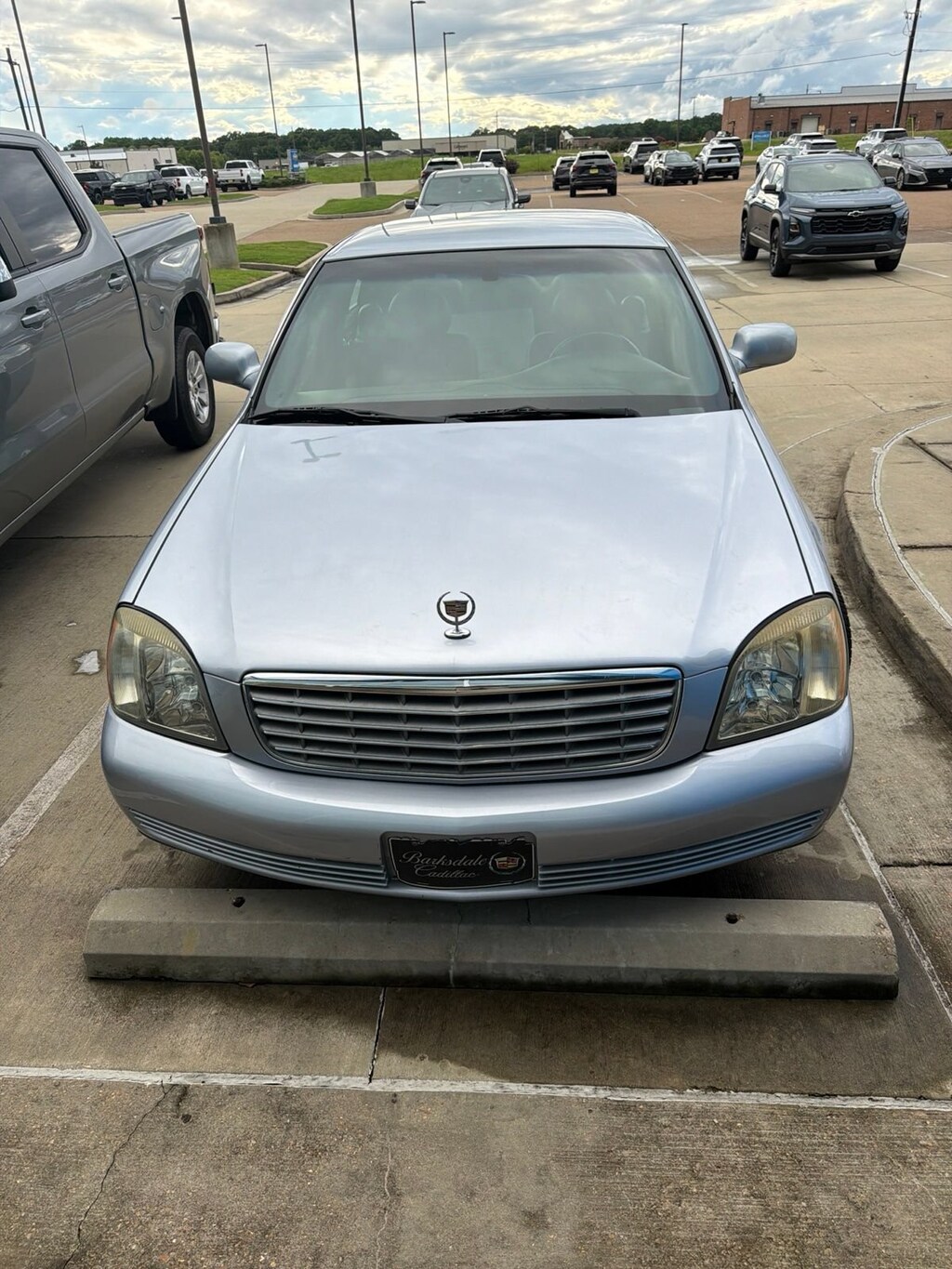 Used 2005 Cadillac Deville w/Livery Pkg Sedan