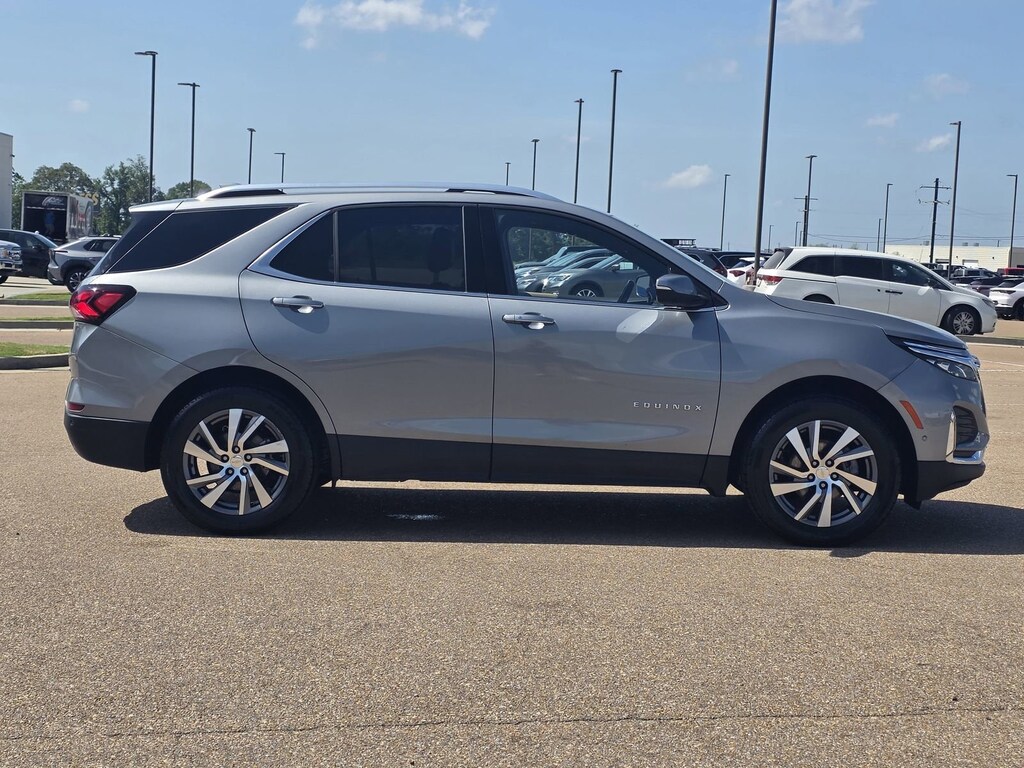 Used 2024 Chevrolet Equinox Premier SUV