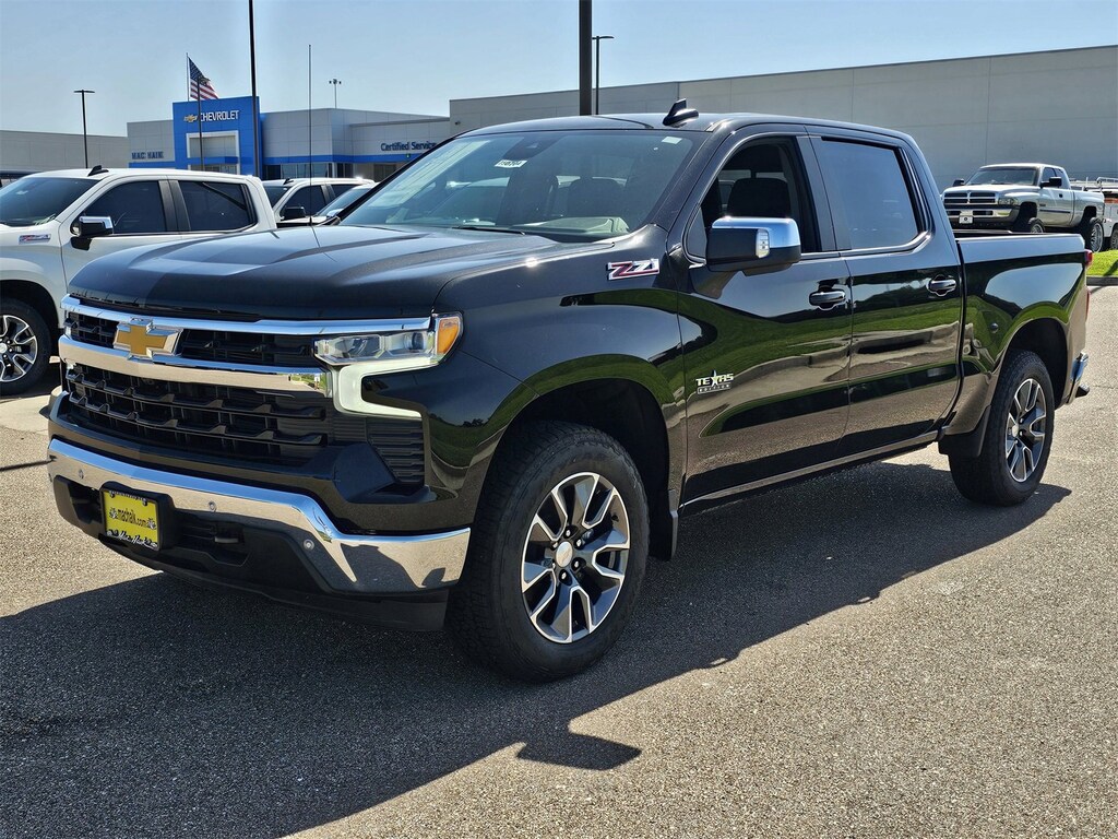 New 2025 Chevrolet Silverado 1500 LT Crew Cab