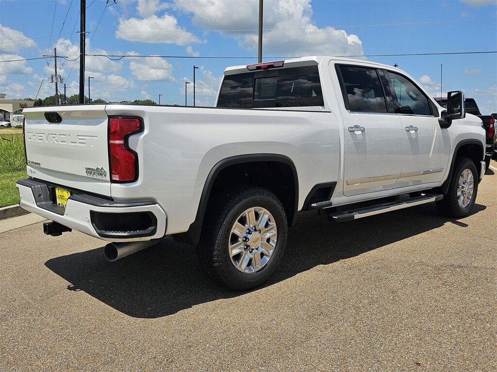 New 2025 Chevrolet Silverado 2500 HD High Country Crew Cab