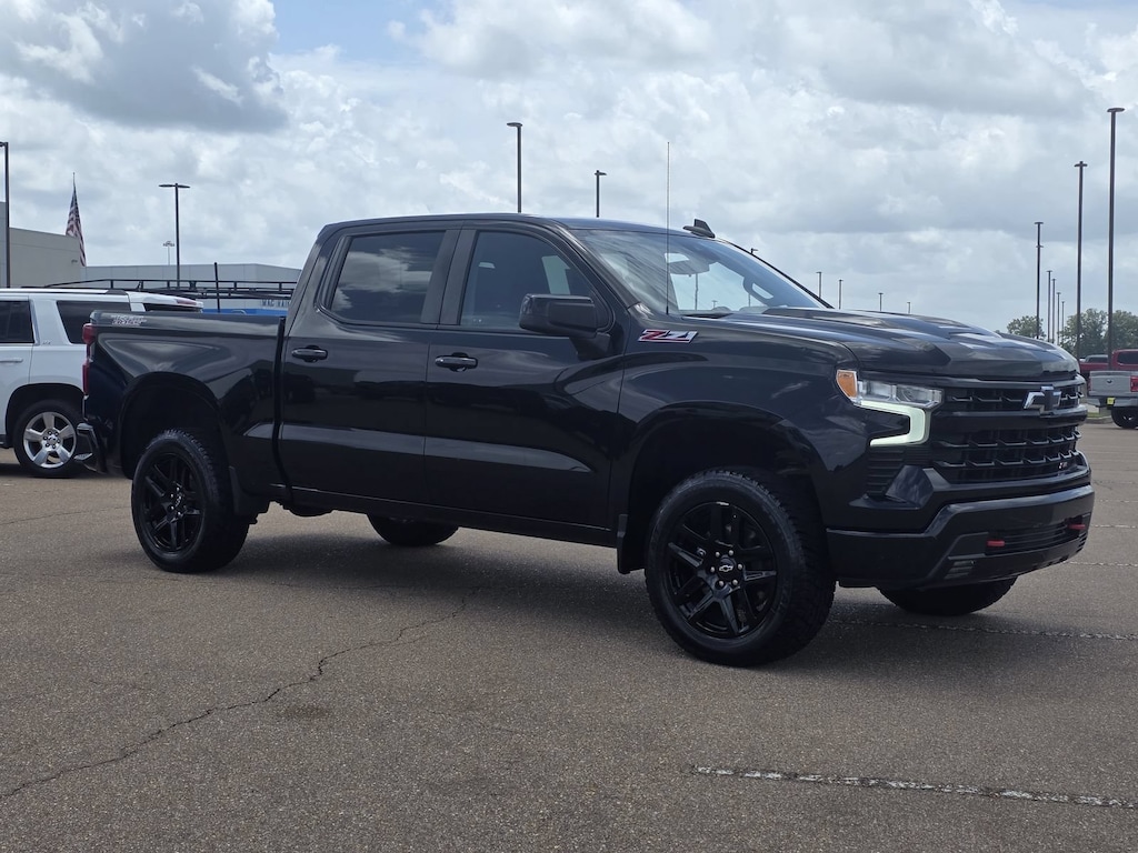 Used 2023 Chevrolet Silverado 1500 LT Trail Boss Crew Cab