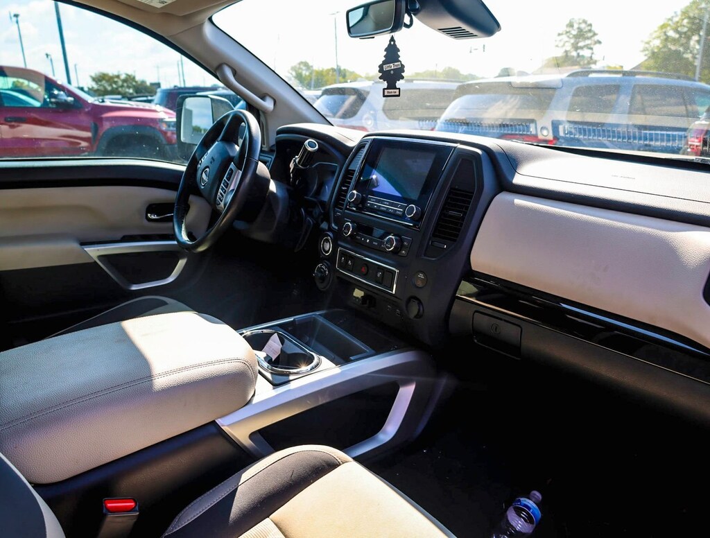 Used 2024 Nissan Titan SV Crew Cab