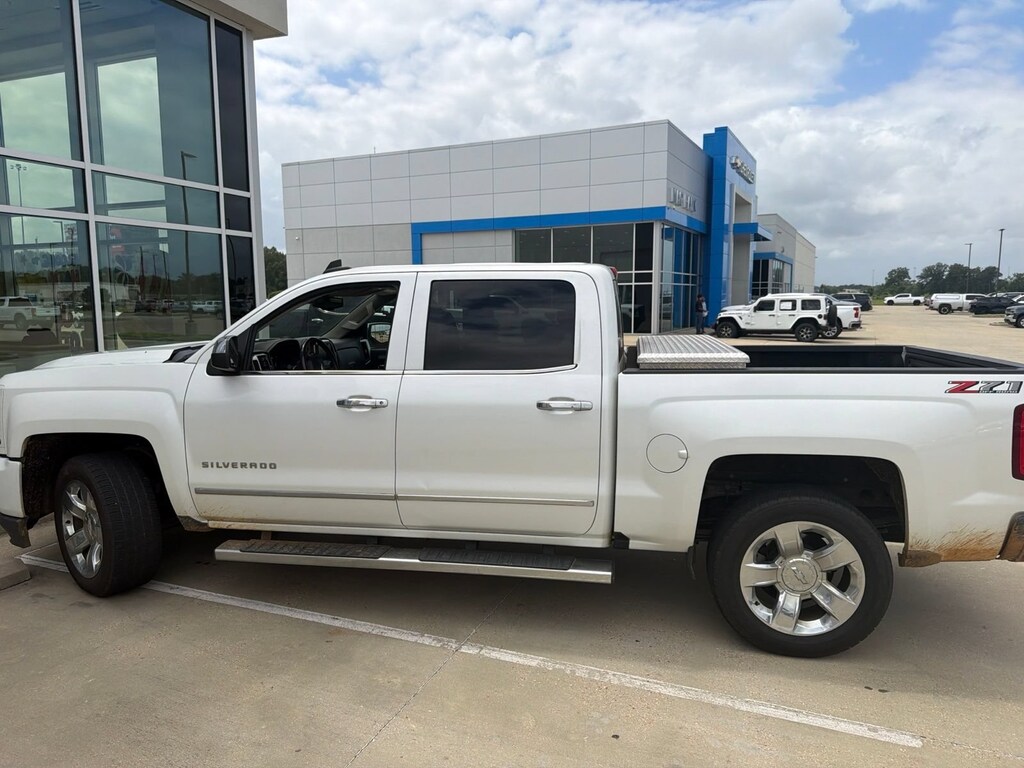 Used 2018 Chevrolet Silverado 1500 LTZ Crew Cab