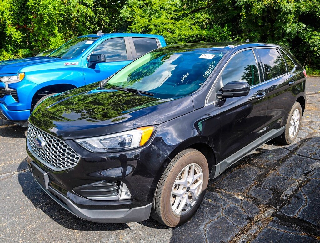 Used 2023 Ford Edge SEL Sport Utility
