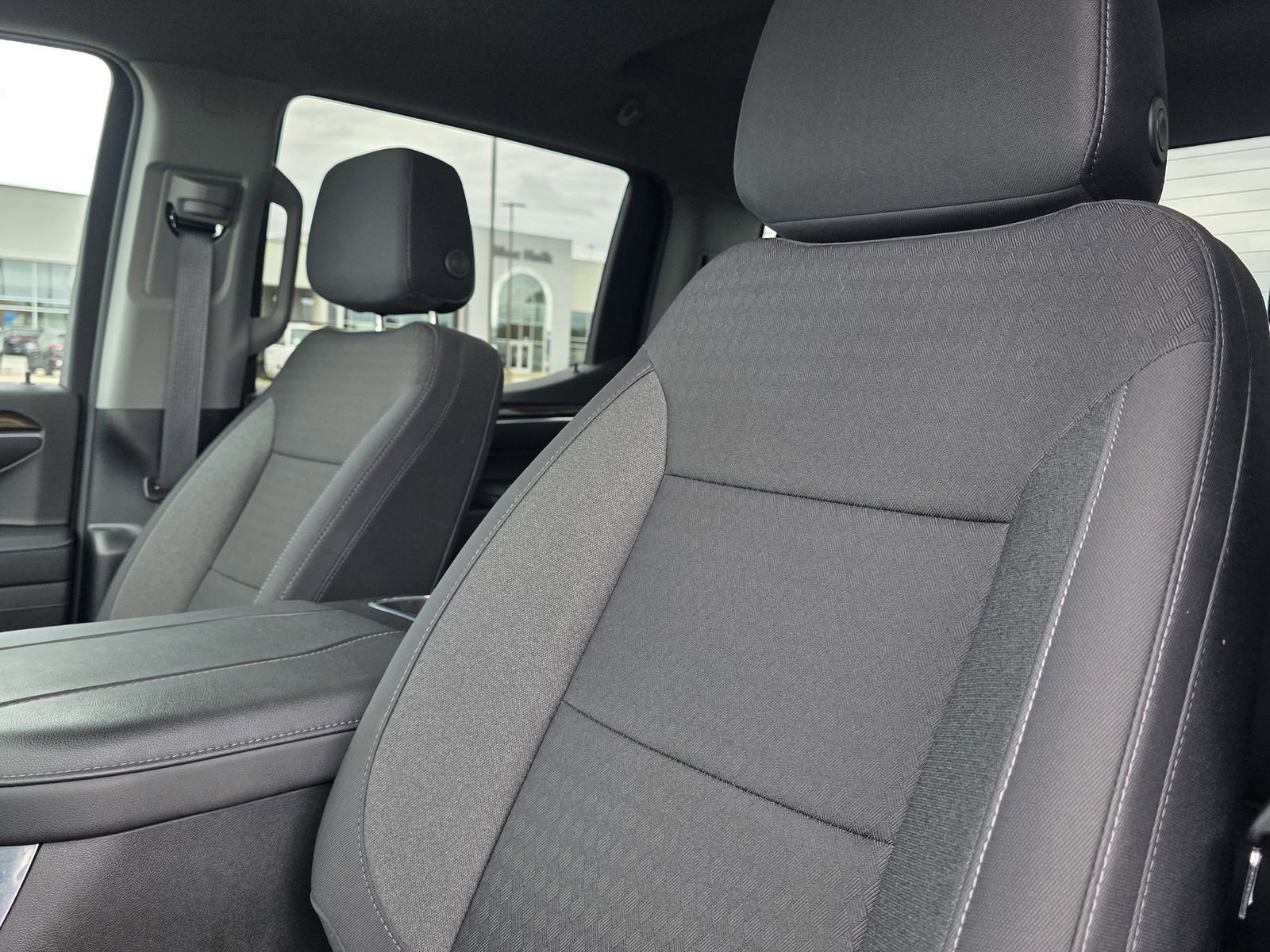 2024 Chevrolet Silverado 1500 RST - Photo 18