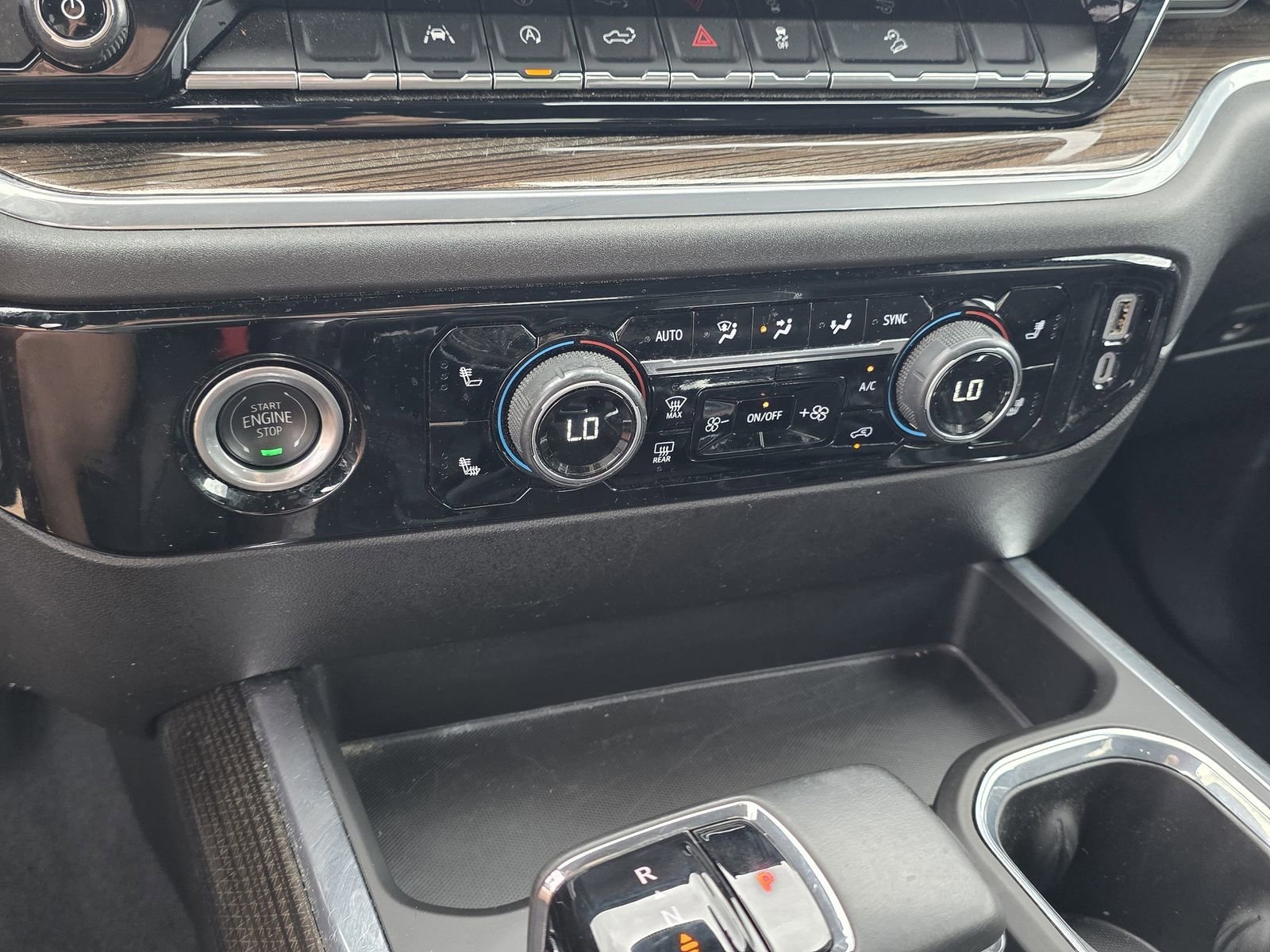 2024 Chevrolet Silverado 1500 RST - Photo 15