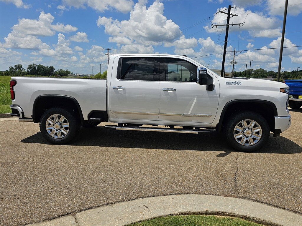 New 2025 Chevrolet Silverado 2500 HD High Country Crew Cab