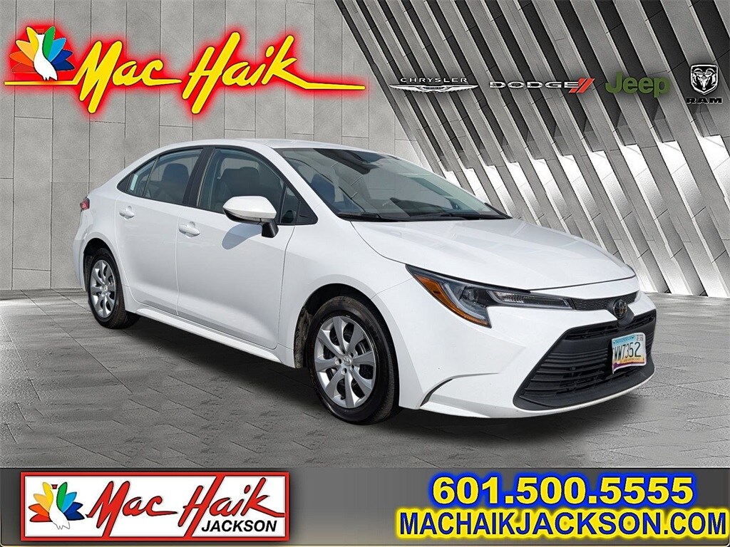 Used 2024 Toyota Corolla LE Sedan