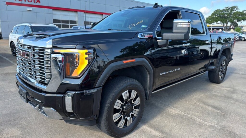 Used 2024 GMC Sierra 2500 HD Denali Crew Cab