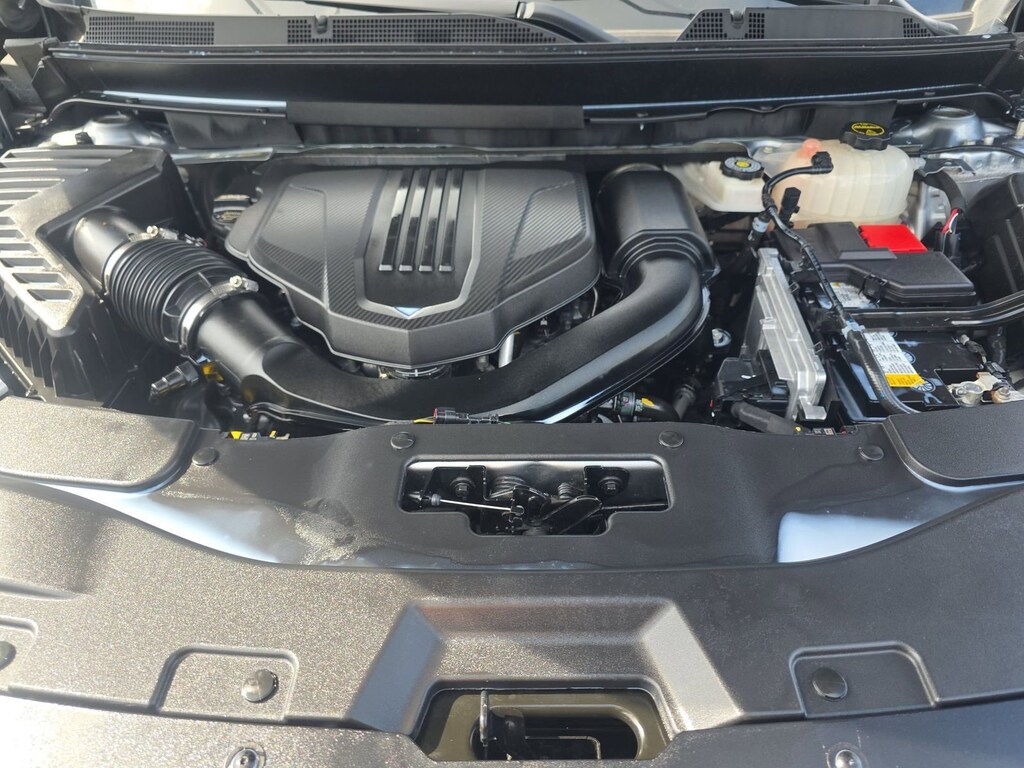 Used 2024 Chevrolet Traverse LT SUV