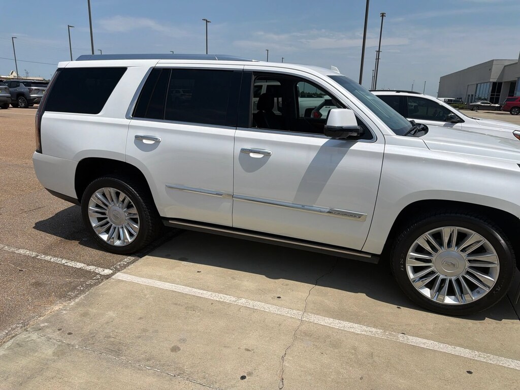 Used 2016 Cadillac Escalade Premium Collection SUV
