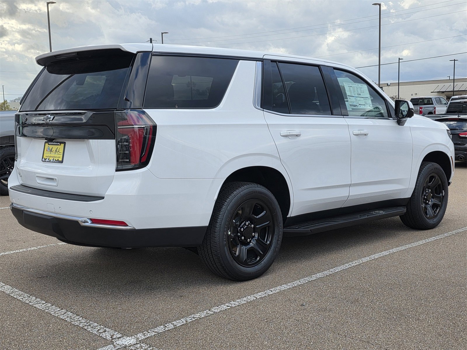2026 Chevrolet Tahoe Fleet - Photo 8