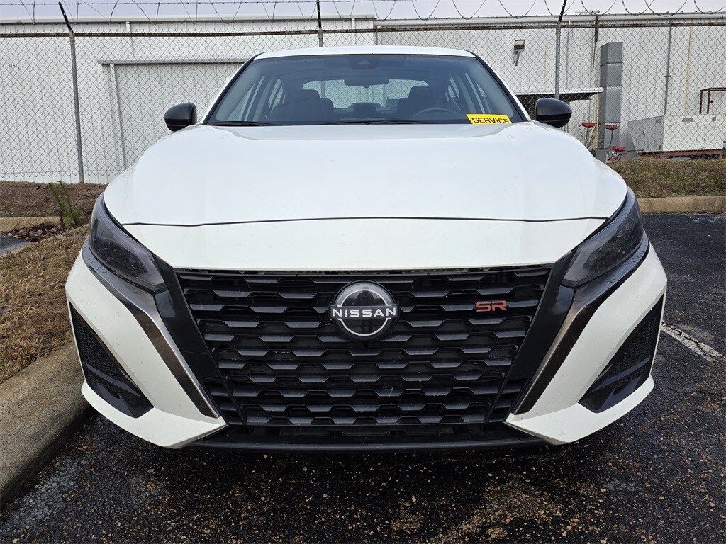 Used 2024 Nissan Altima 2.5 SR Sedan