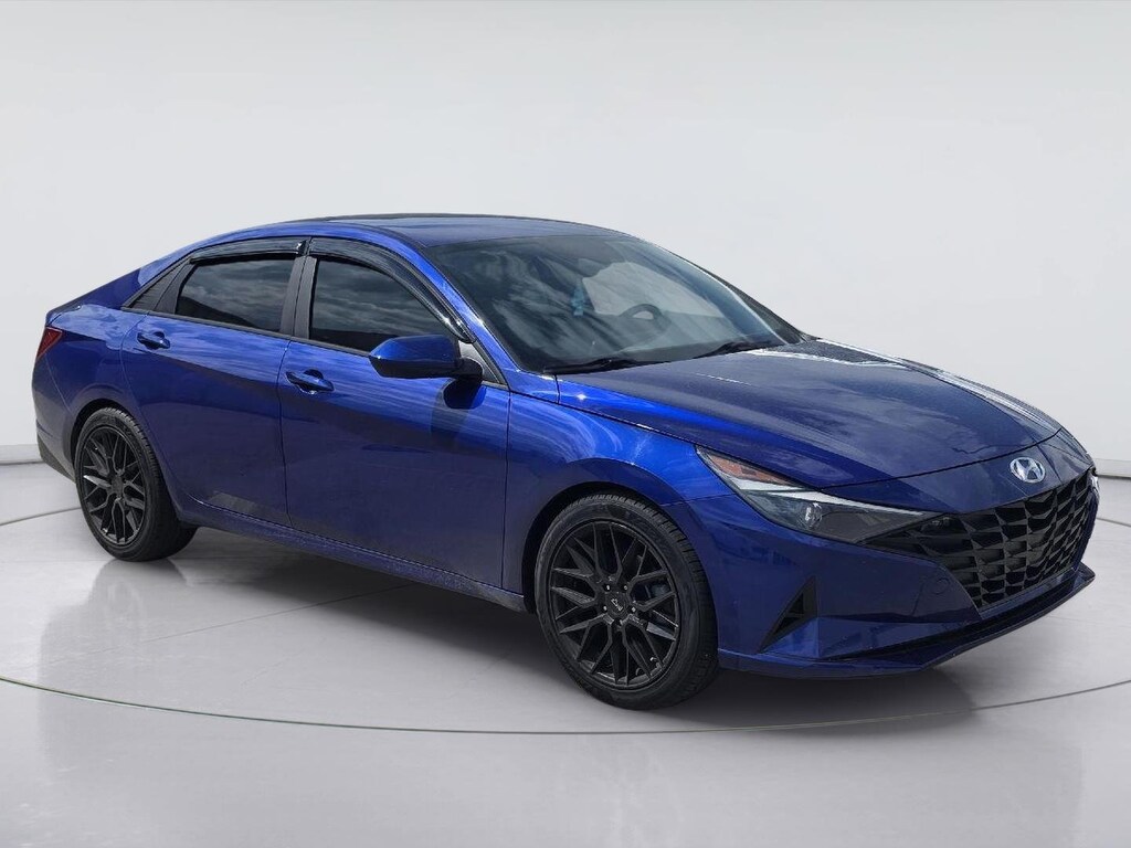 Used 2023 Hyundai Elantra SEL Sedan