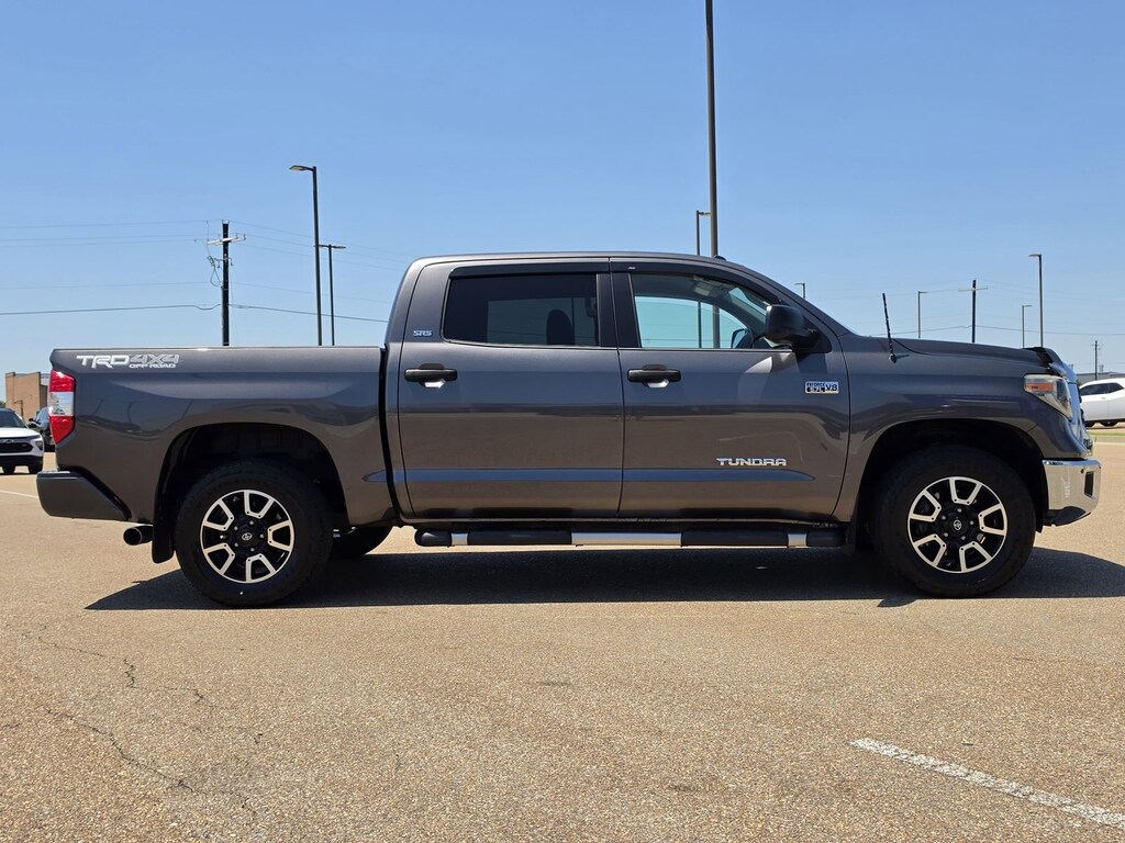 Used 2018 Toyota Tundra SR5 5.7L V8 Crew Cab