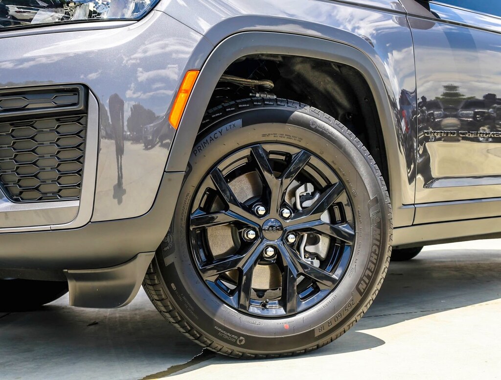 Used 2026 Jeep Grand Cherokee L Laredo Sport Utility