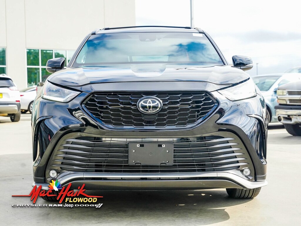 Used 2024 Toyota Highlander XSE Sport Utility