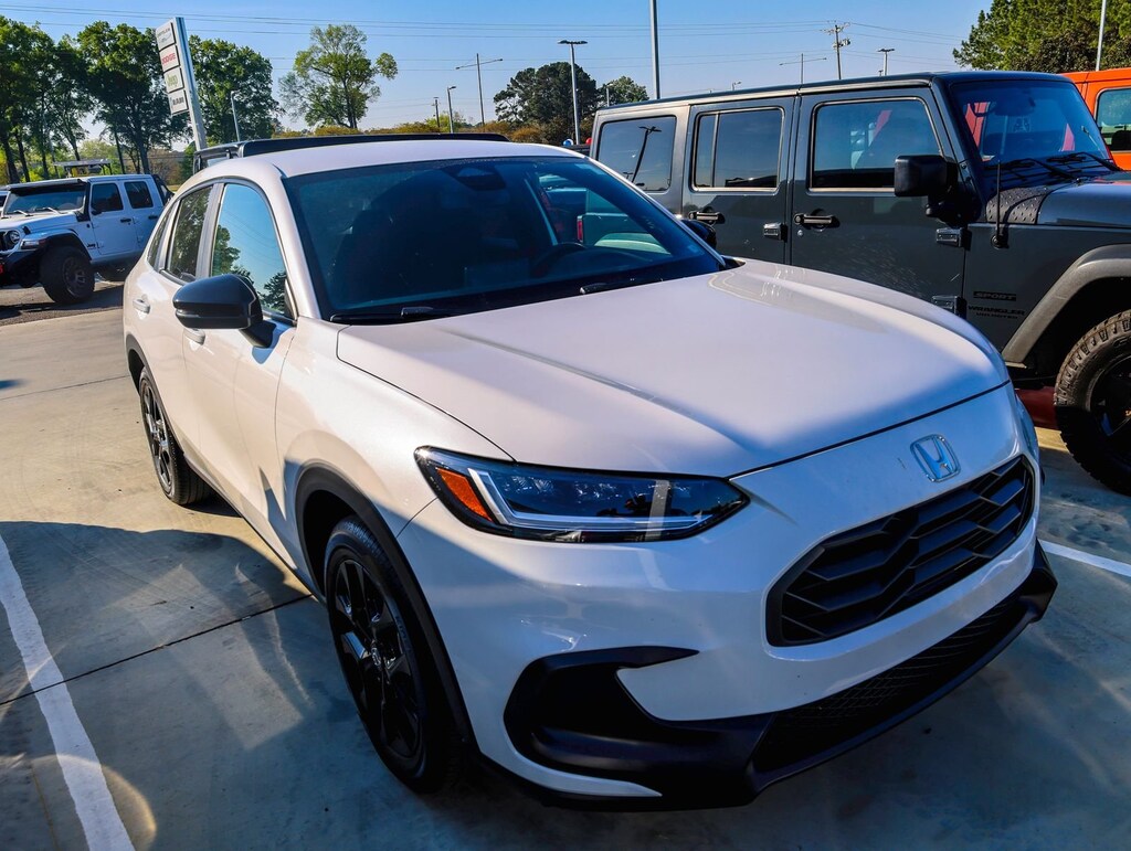 Used 2025 Honda HR-V Sport Sport Utility
