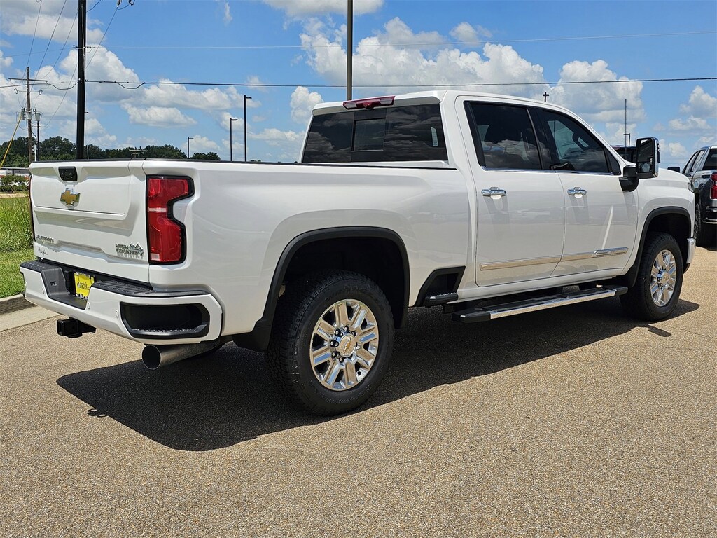 New 2025 Chevrolet Silverado 2500 HD High Country Crew Cab